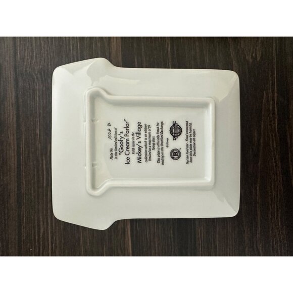 Disney Goofy's Ice Cream Parlor Decorative Plate Mickey's Village Limited Editi - Picture 2 of 4